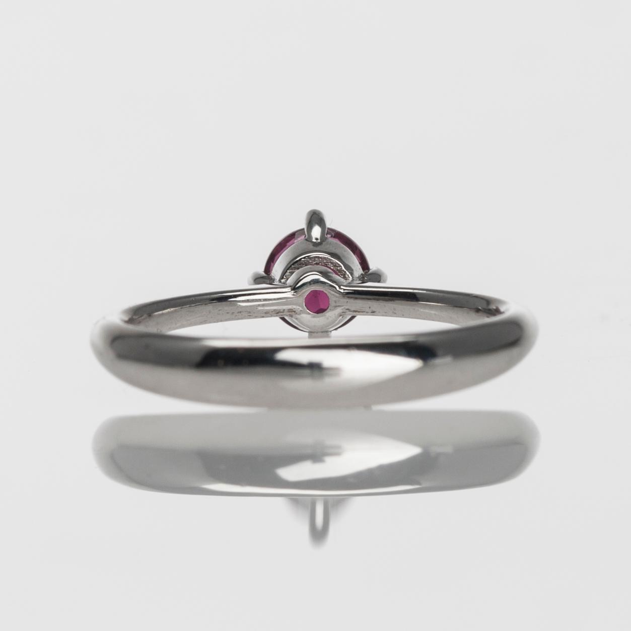 RING, 14K vitguld, turmalin 0,56 ct. Vikt 3,26 g.