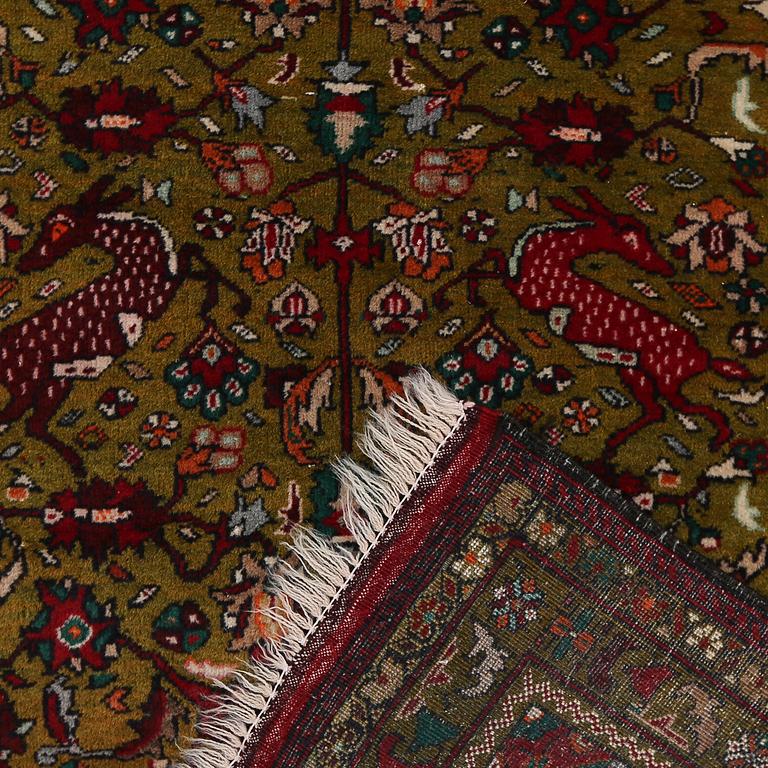 MATTA, orientalisk. Ca 128 x 74 cm.