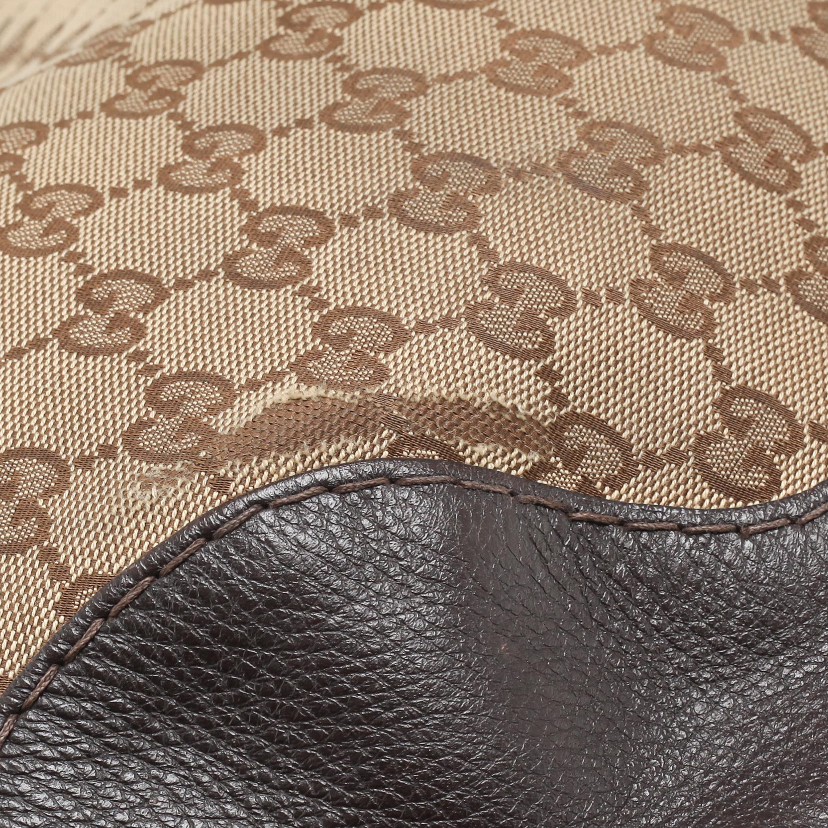 A Gucci bag, model "Charlotte Medium Hobo bag".