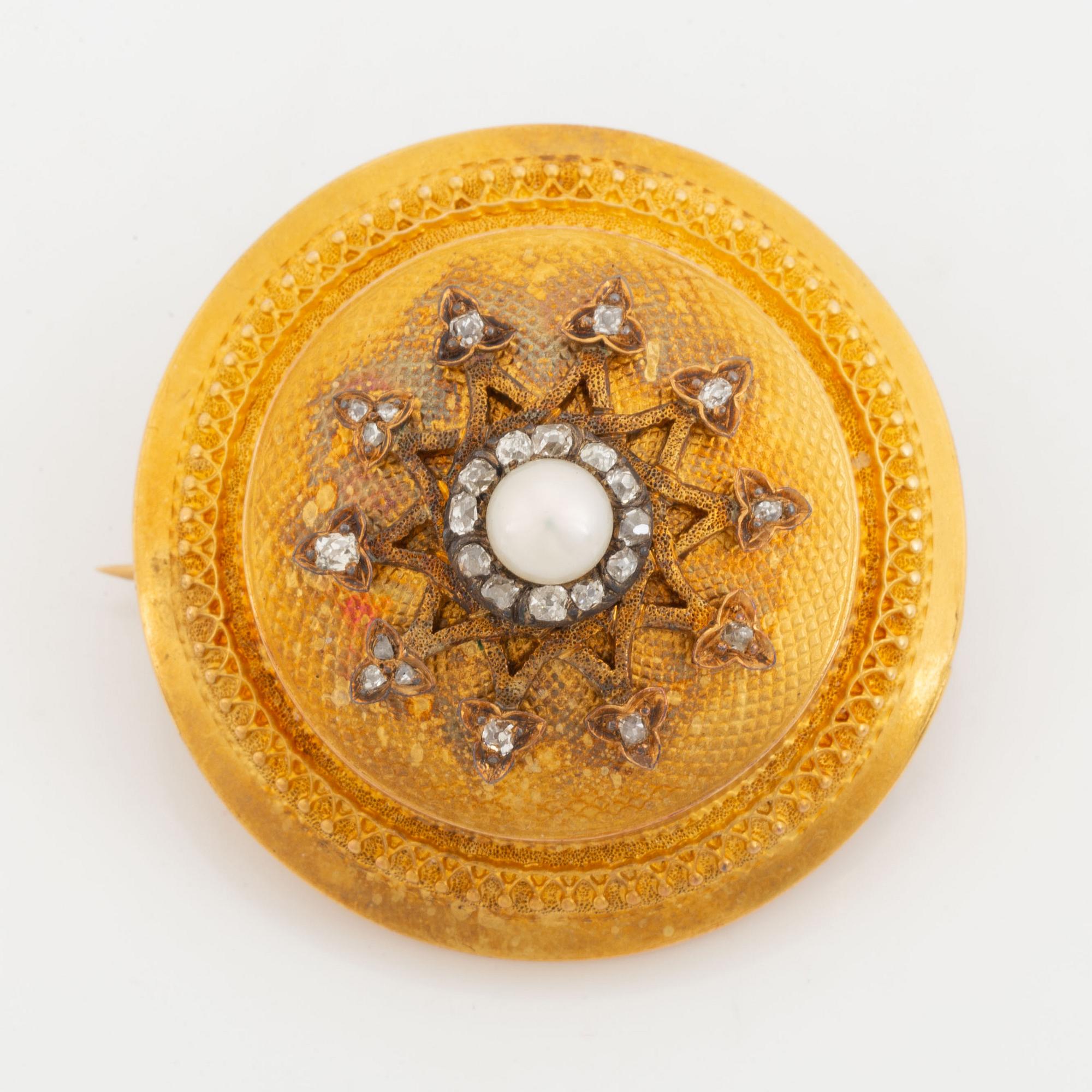 Gold, pearl and old-cut diamond brooch.