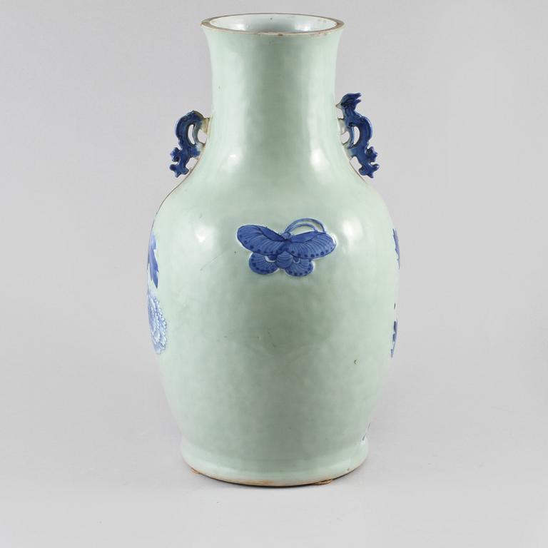 VAS, porslin, Kina, 1800-tal.