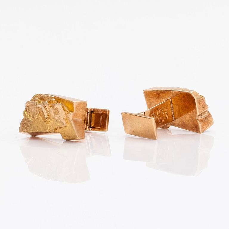 Björn Weckström, A pair of 14K gold cufflinks, Lapponia 1971.