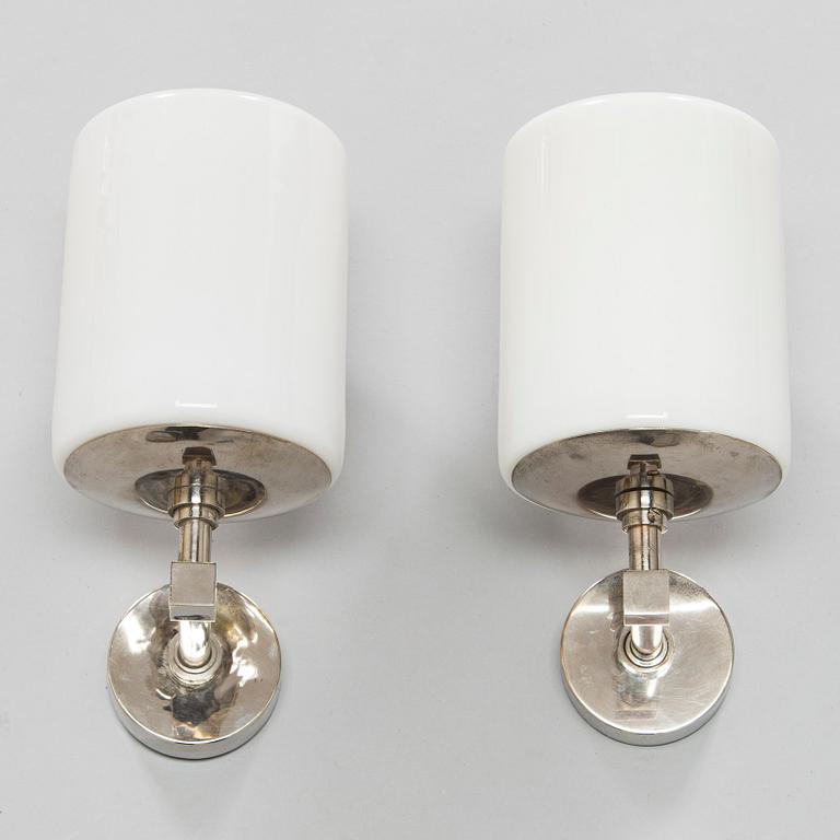 Paavo Tynell, a pair of 1930/1940's wall lights for Taito.