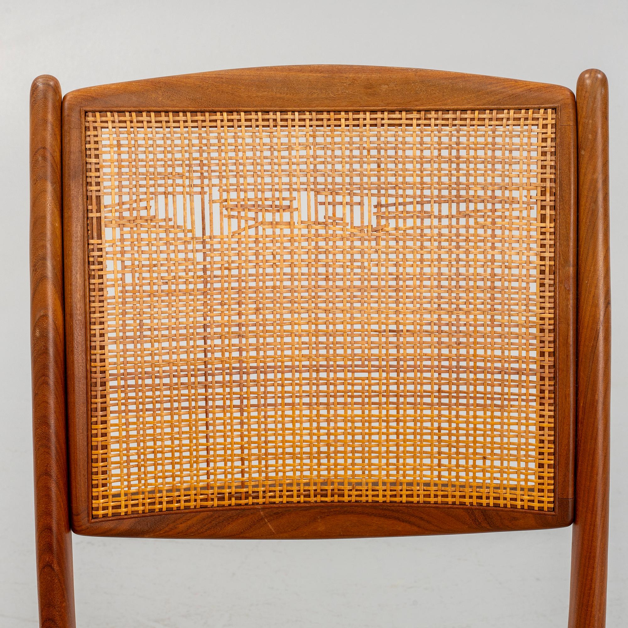 Svante Skogh, Seffle Möbelfabrik, et al. A five-piece dining suite, 1950's/60's.