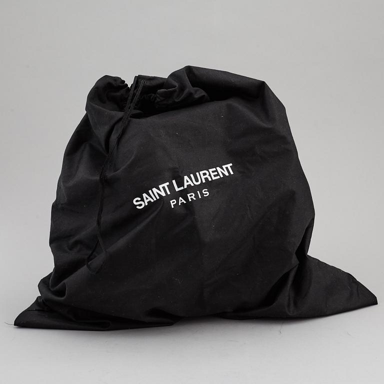 YVES SAINT LAURENT, a black leather 'Emmanuelle' bag.