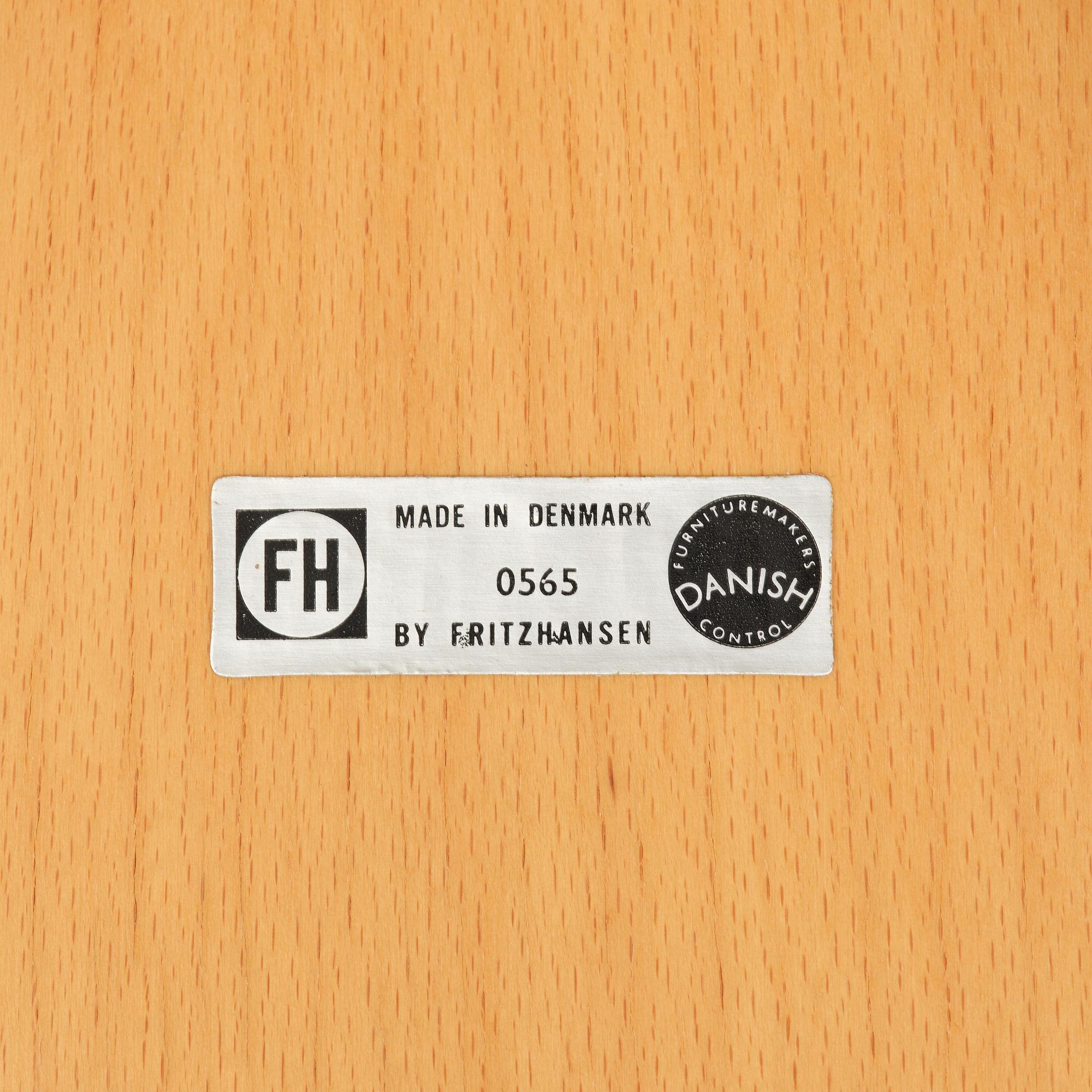 Hans J. Wegner, matgrupp, sju delar, "Hjerte-set", Fritz Hansen, Danmark, 1965.