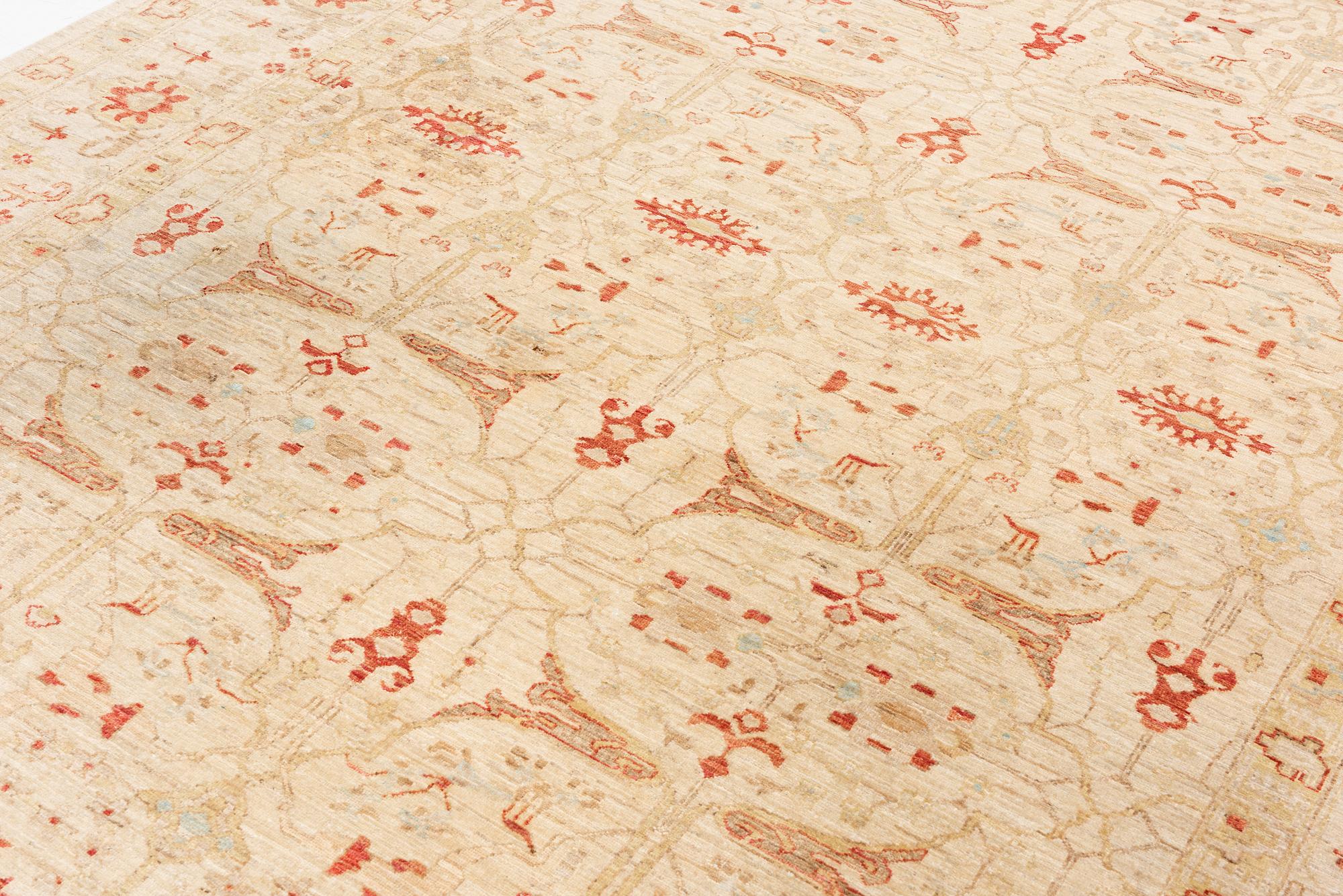 Carpet, Ziegler design, approx. 250 x 308 cm.