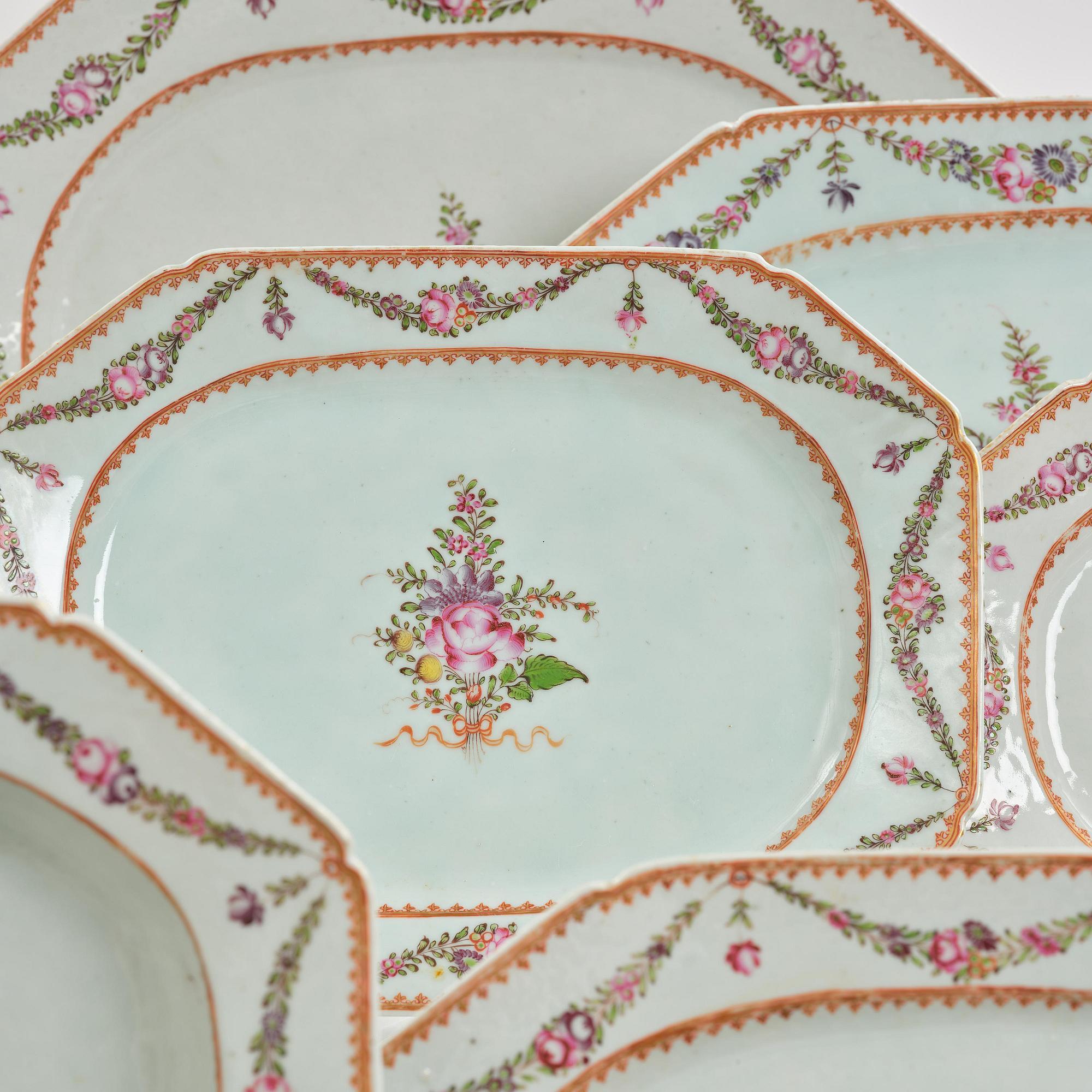 An extensive famille rose dinner service, Qing dynasty, Qianlong (1736-95). (106 pieces).