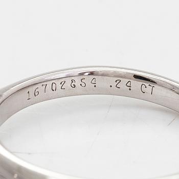 Tiffany & Co, ring, solitär, platina med en briljantslipad diamant 0.24 ct. Med certifikat.