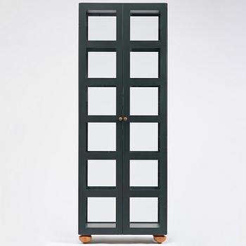 Johanna Lagercrantz, skåp, "Parad", ed. 43/55, Lammhults, efter 1990.