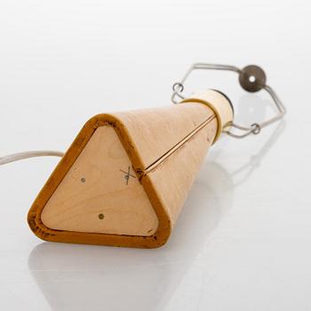 Lisa Johansson-Pape, a table lamp, model 3099, Stockmann Orno, mid 20th century.