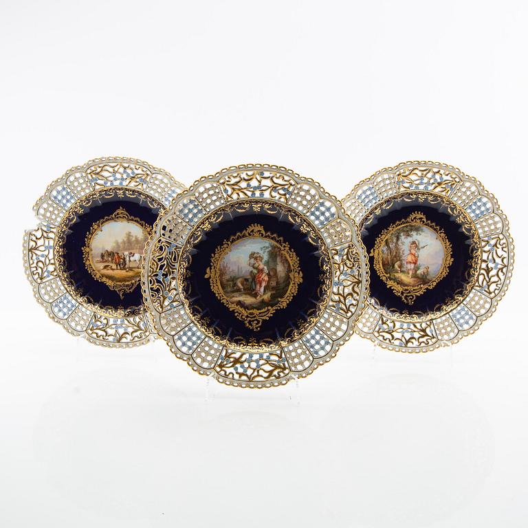 Tallrikar ett par Meissen omkring 1900 porslin.