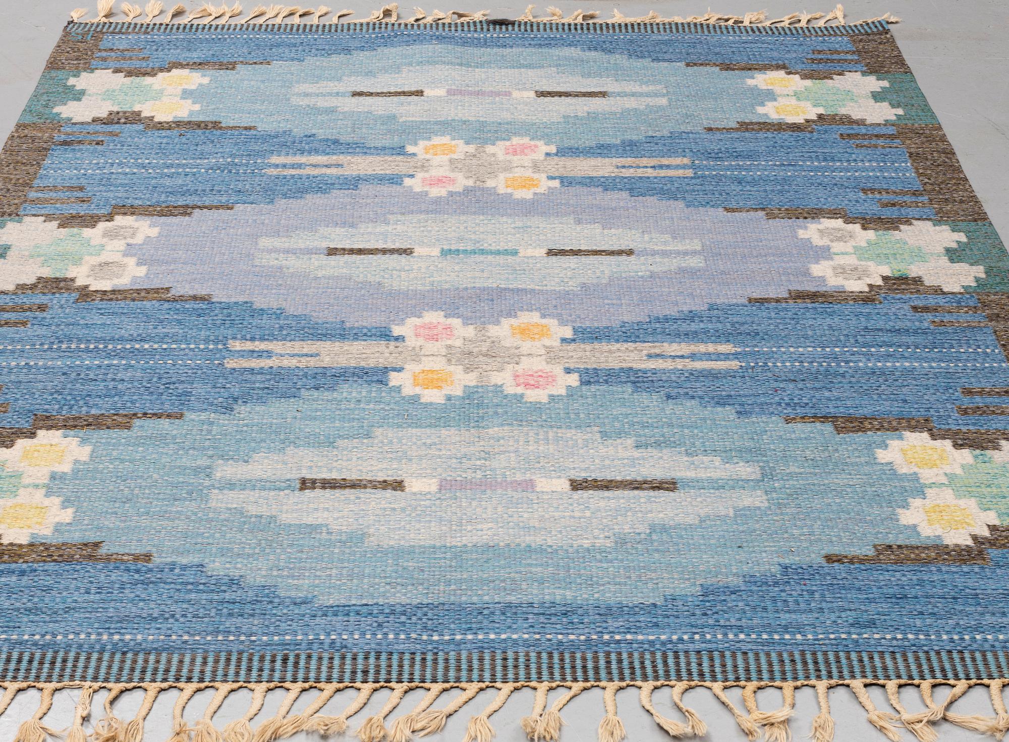 INGEGERD SILOW, MATTA, rölakan, ca 231-232 x 164-165 cm, signerad IS.