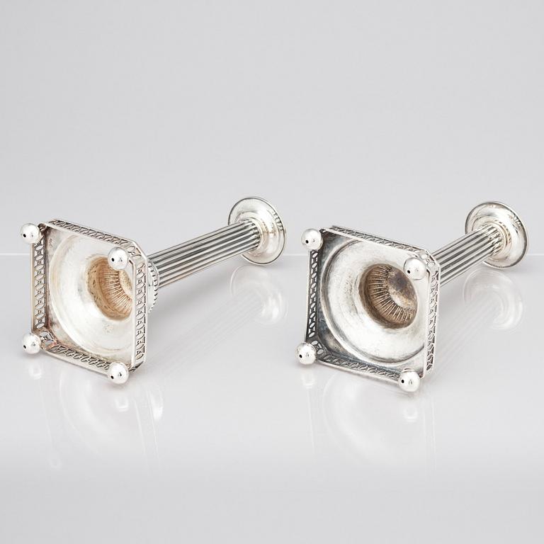 Pehr Zethelius, ljusstakar, ett par, silver, Stockholm 1795. Gustavianska.