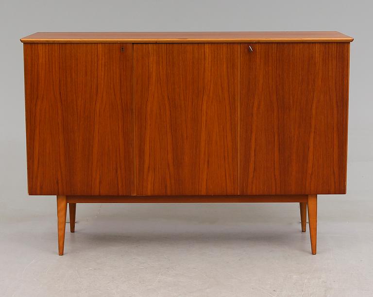 SIDEBOARD, 1900-talets andra hälft.