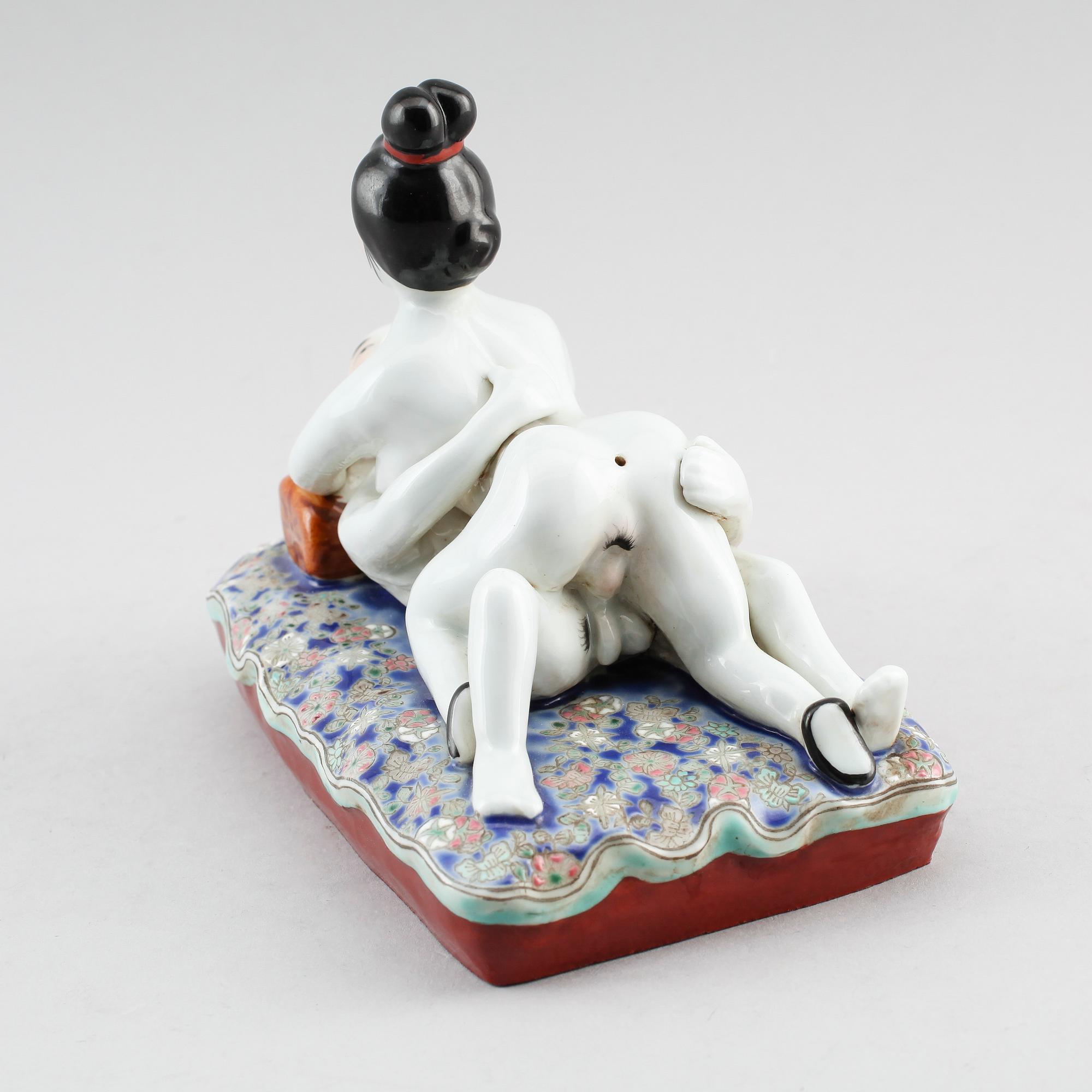 FIGURIN, porslin, Kina, 1900-/2000-tal.