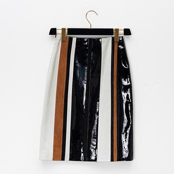 Prada, A suede and patent leather skirt, size 36.