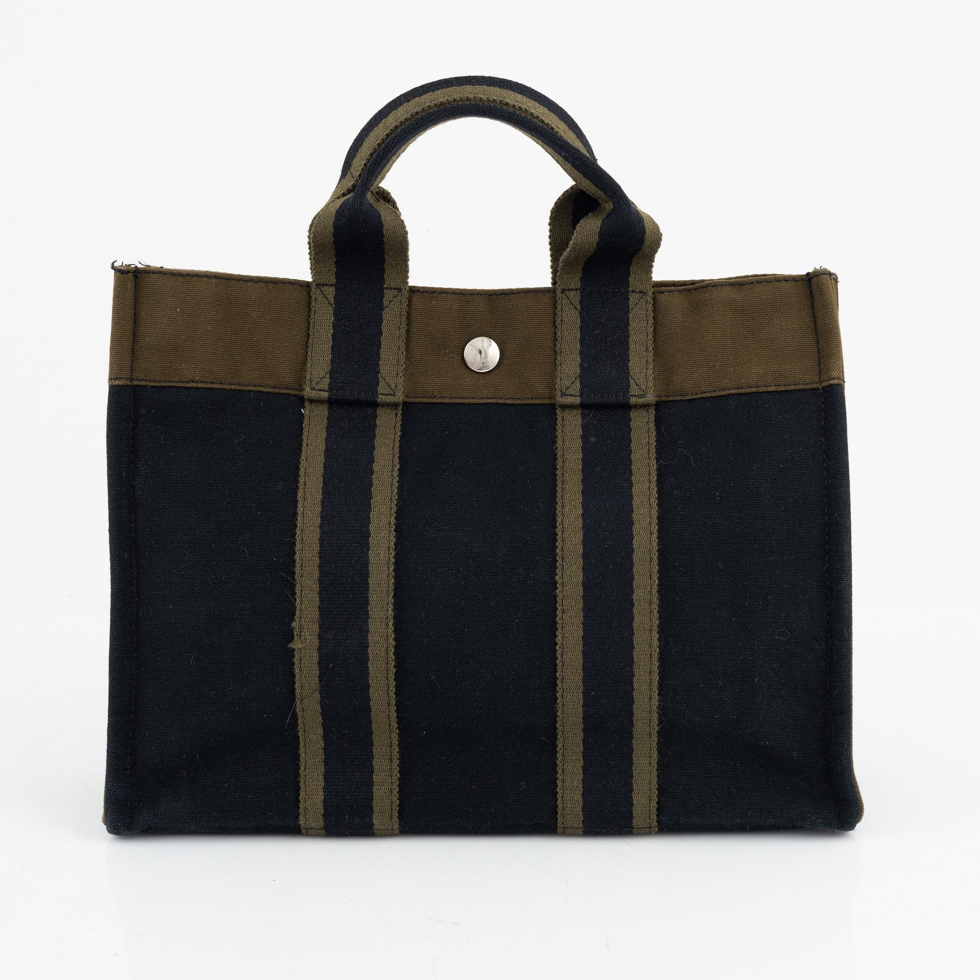 Hermès, "Fourre Tout PM".