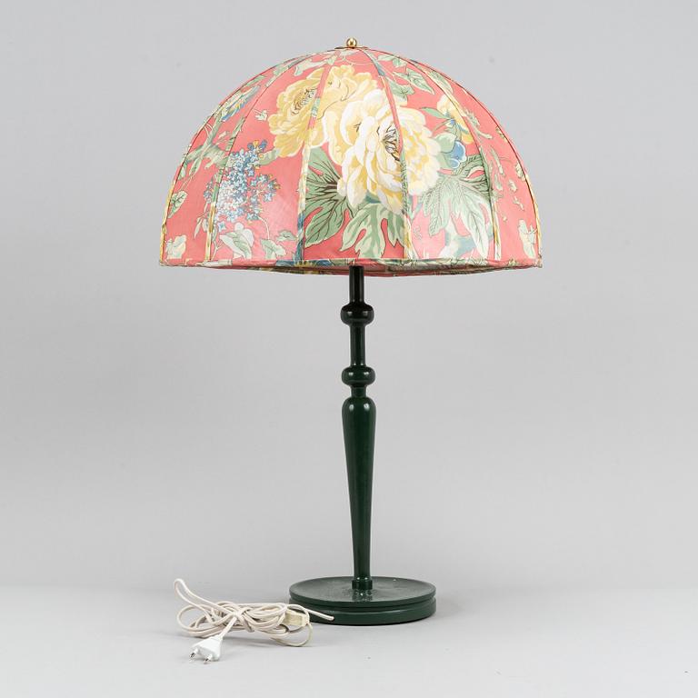 Josef Frank, a table lamp, model no. 2563, from Firma Svenskt Tenn.