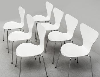 ARNE JACOBSEN, stolar, 7 st, "Sjuan", för Fritz Hansen, Danmark, 2000-tal.