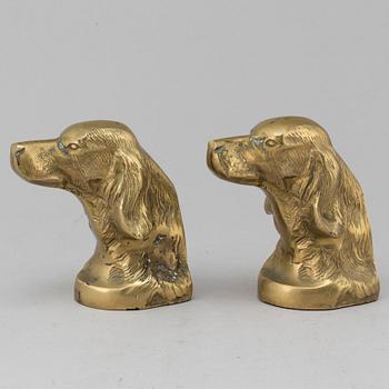 A PAIR OF BRASS BOOK ENDS; 20TH CENTURY.