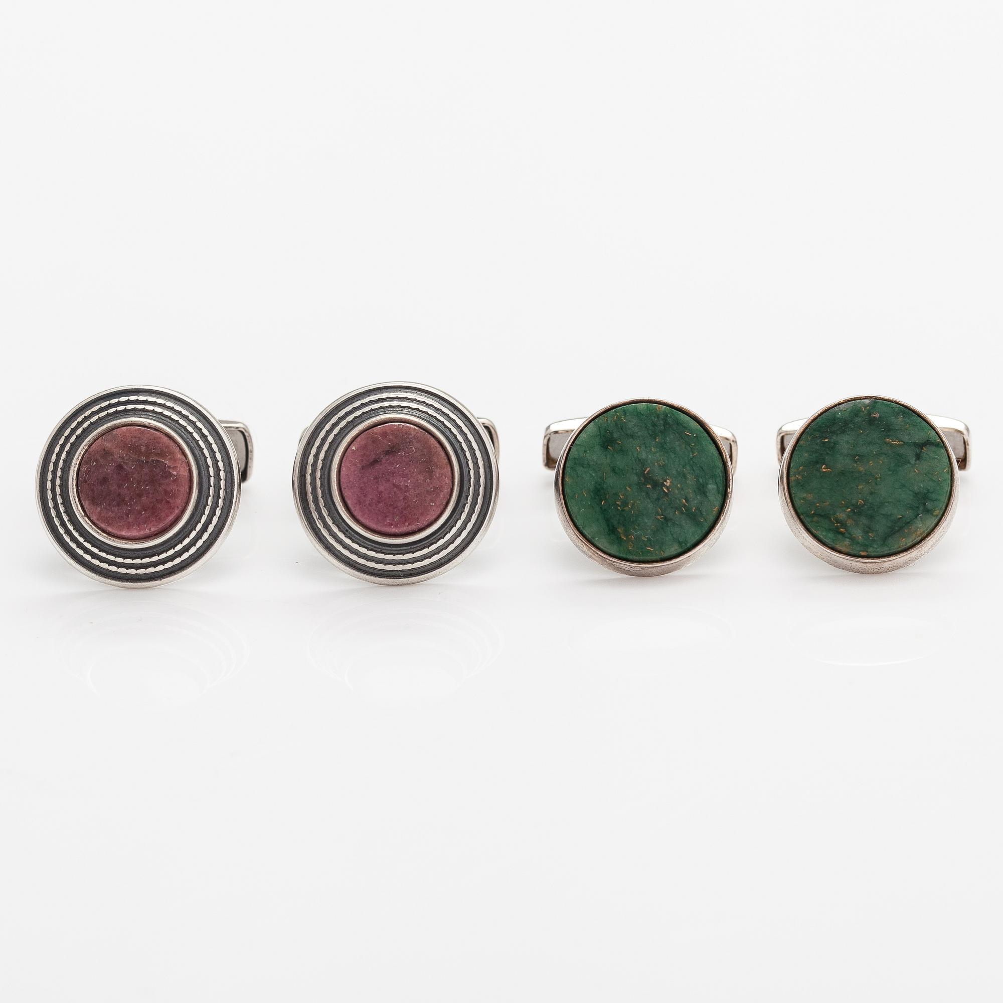 Börje Rajalin, Two pairs of stelring silver cufflinks with green marble and rhodonite. Kalevala Koru, Helsinki.