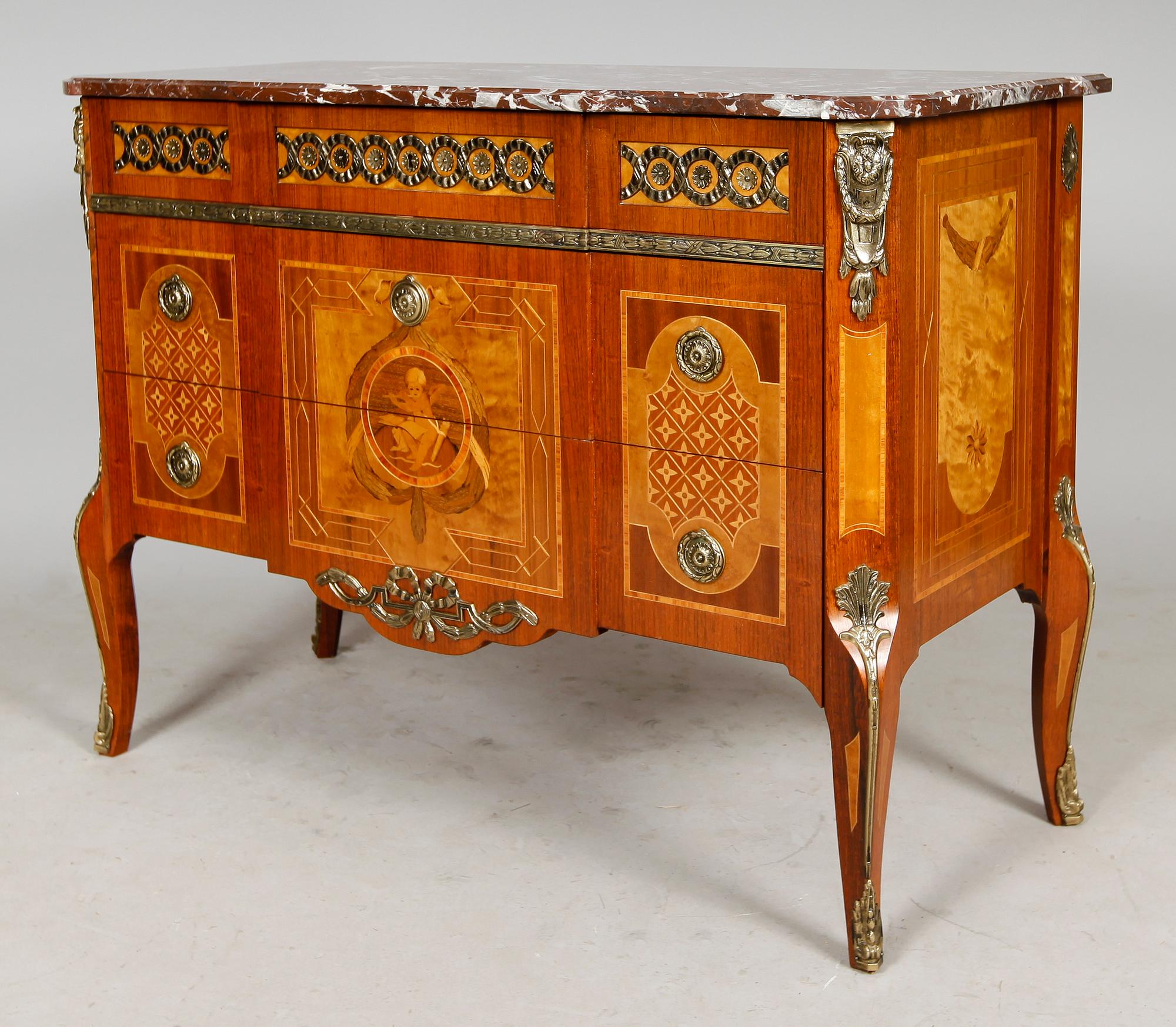 BYRÅ, gustaviansk stil, sk Hauptkopia, 1900-talets andra hälft.