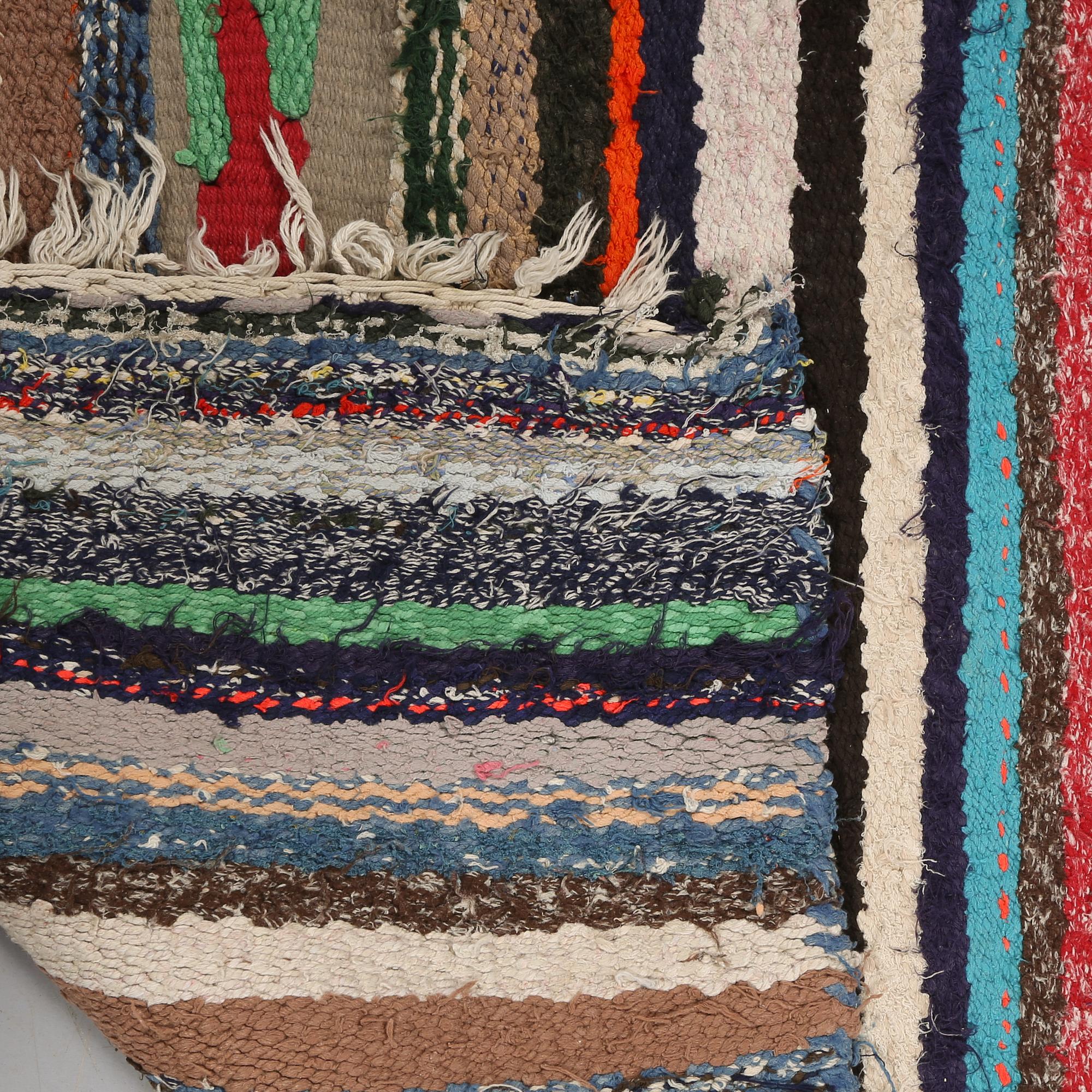 MATTA, Kelim, modern tillverkning. Ca 270 x 130 cm.
