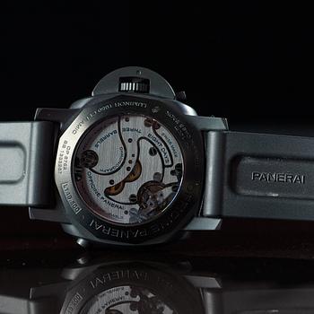 Panerai - 1950 Monopulsante 8 Day GMT. Keramik. Manuell. 44mm. 2011.