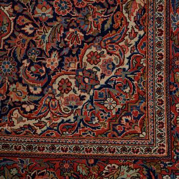 A rug, semi-antique Kashan, ca 204 x 138 cm.