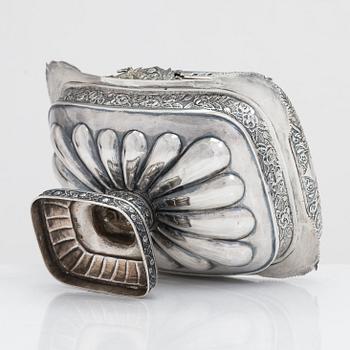 Johan Fredrik Åkerblom, konfektkorg, silver, delvis förgylld, S:t Petersburg, Ryssland 1839.