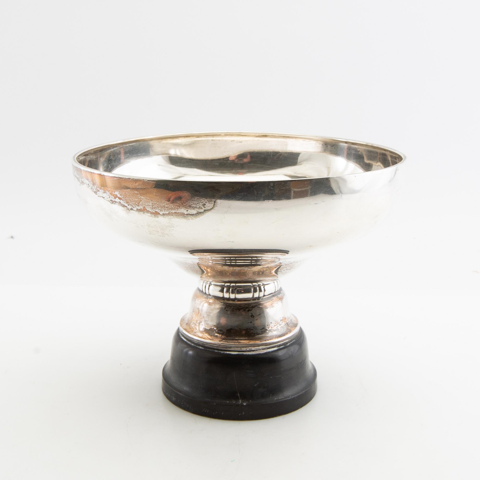A Swedish silver footed bowl, mark of GAB, Stockholm 1928.