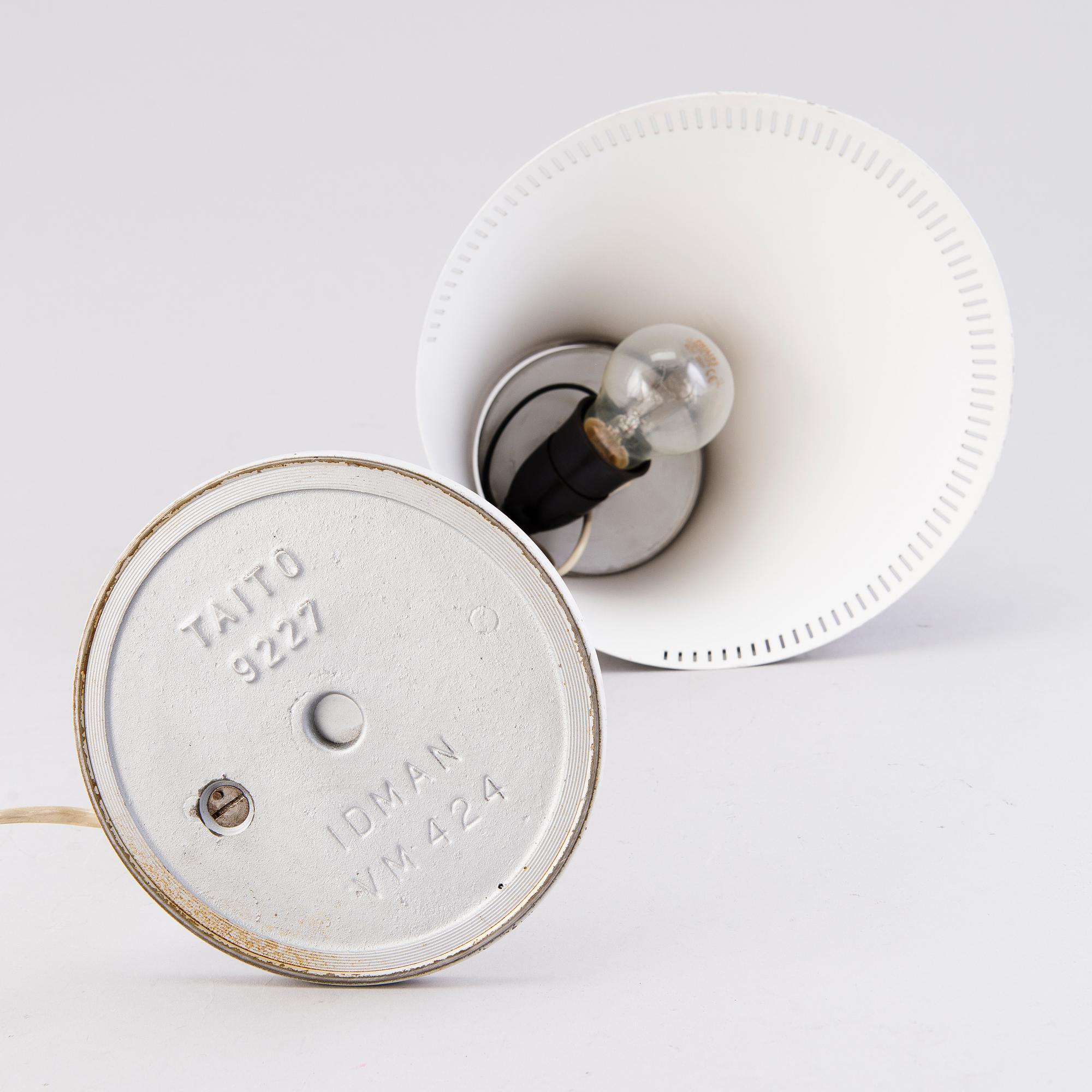 PAAVO TYNELL, bordslampa, modell 9227, Idman, 1960-tal.