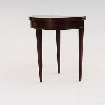 VÄGGBORD, 1900-talets första hälft.
