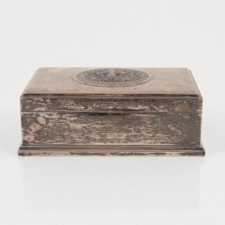 A box with cover, silver with wooden lining. Stamped Made in Siam, Sterling.