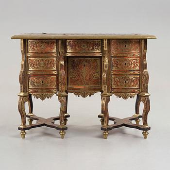 SKRIVBORD, sk Bureau Mazarin, Frankrike omkring år 1700, barock, kretsen av Nicolas Sageot (1666-1731).