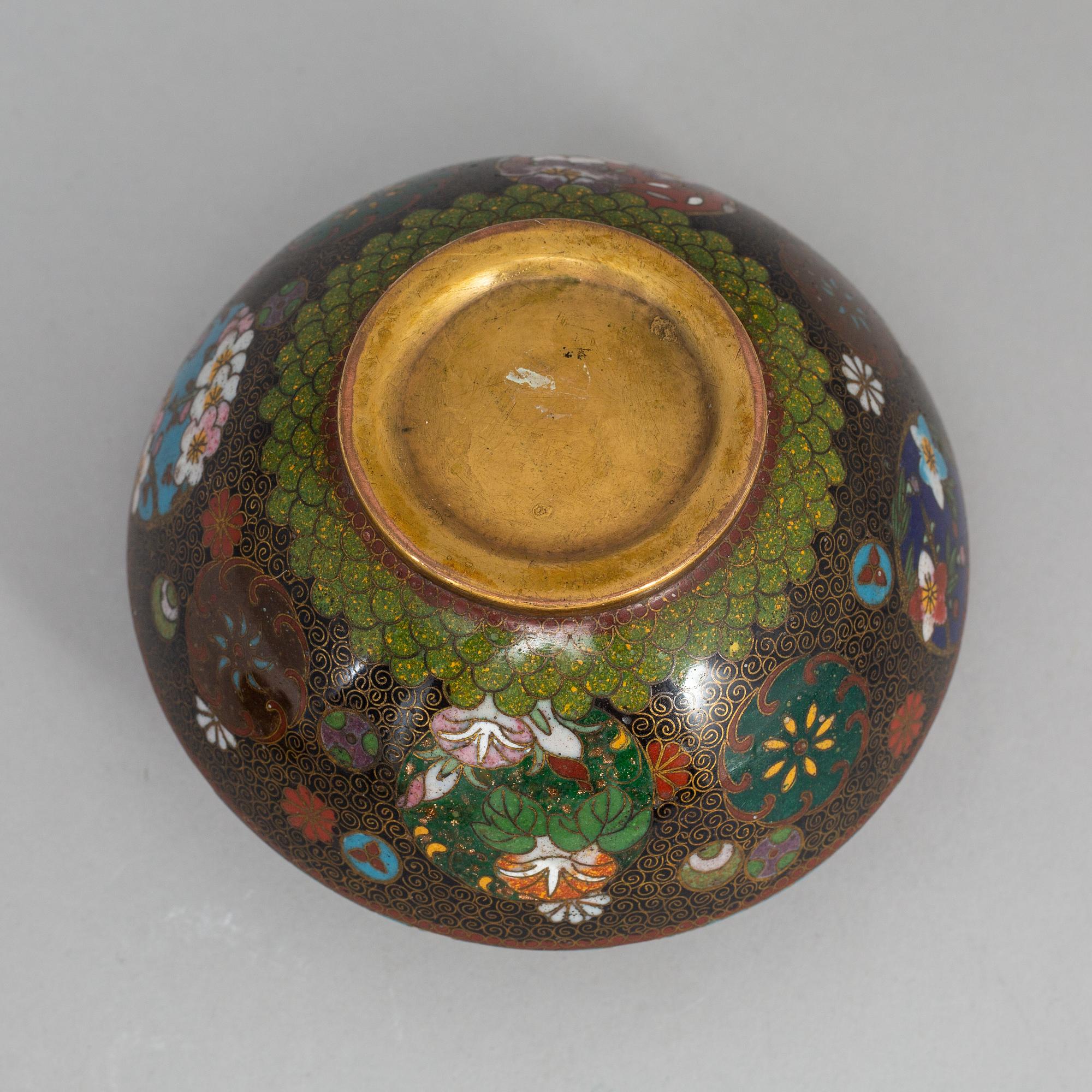 A Japanese cloisonne jar with cover, 20th Century.