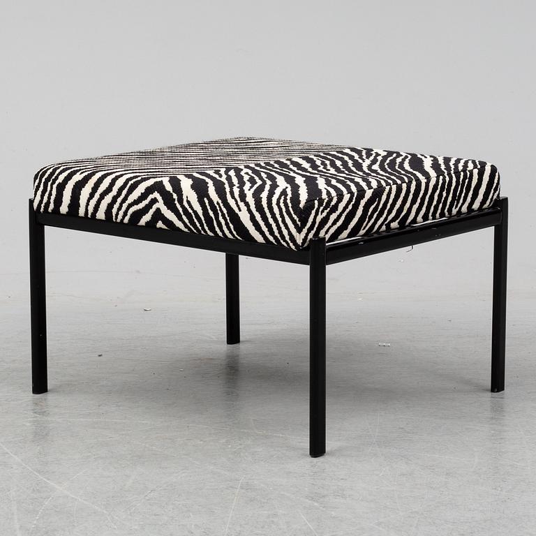 A 'Kiki' bench by Ilmari Tapiovaraa for Artek, designed 1960.