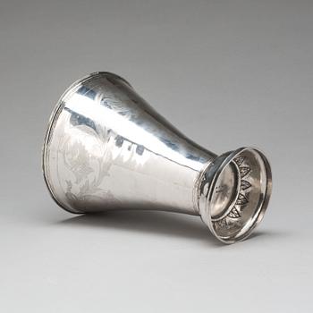 POKAL, silver, Lars Löfgren, Hudiksvall 1845. Vikt 298 gram.