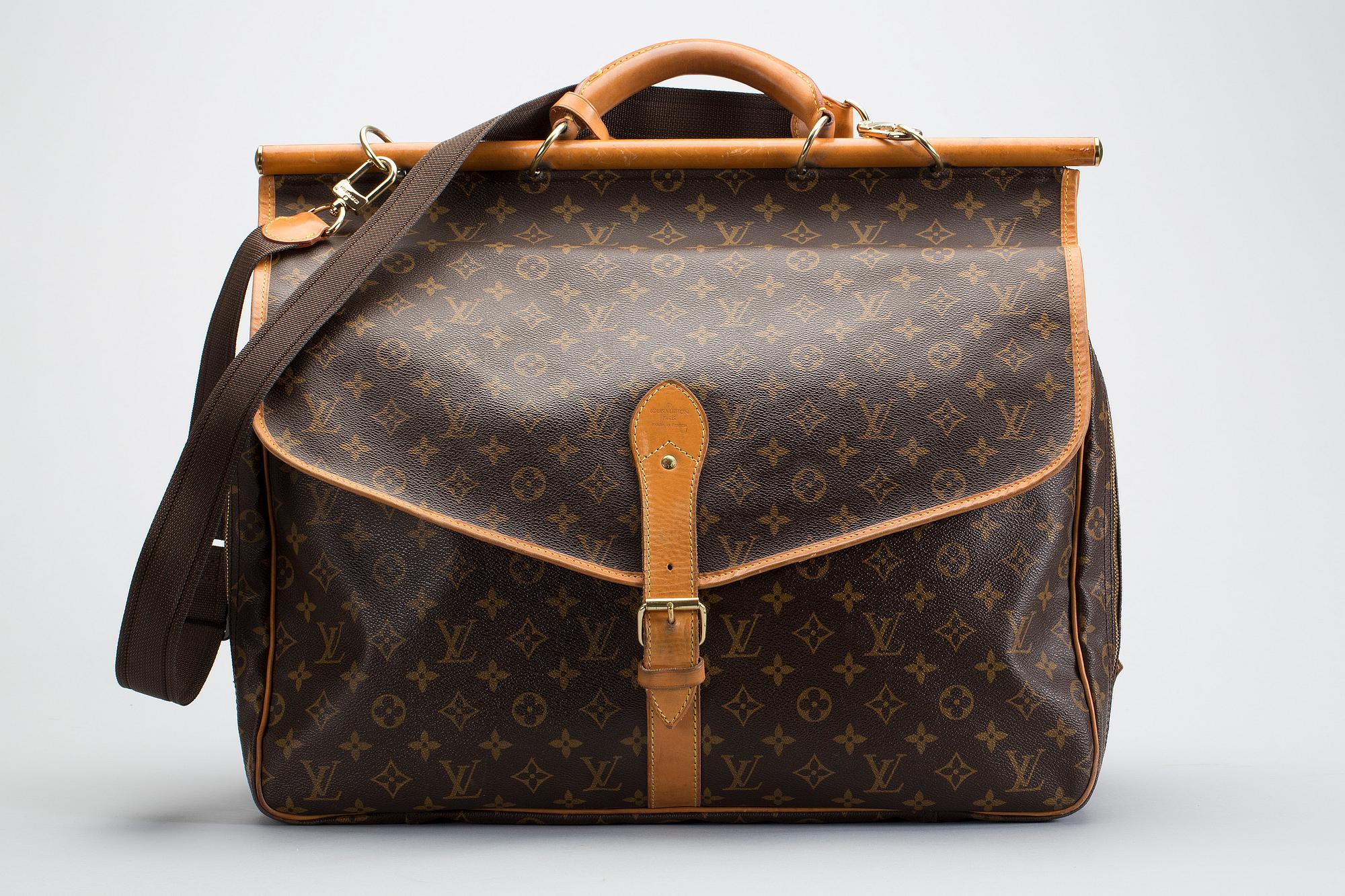 VÄSKA, "Sac Chasse", Louis Vuitton.