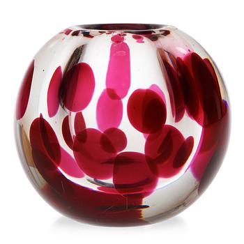 A Vicke Lindstrand glass vase, Kosta 1950's-60's.