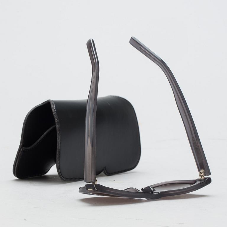 SOLGLASÖGON, "Classic 2", Saint Laurent.