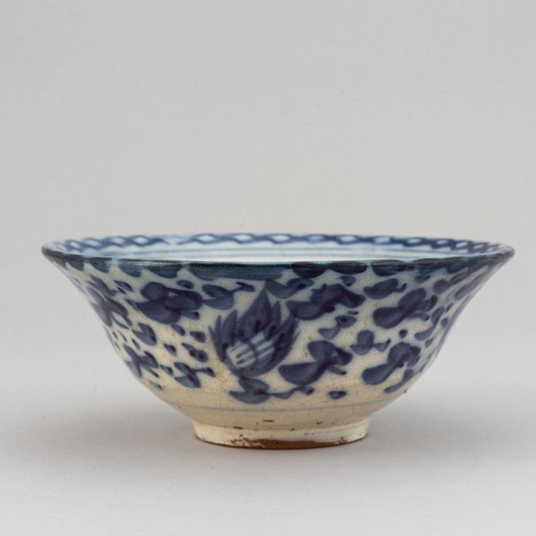 A group of 13 (11+2) blue and white bowls and dishes, Ming, Qing and, Japan, also  20th century.