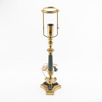 Bordslampa Empire-stil 1900-talets mitt.
