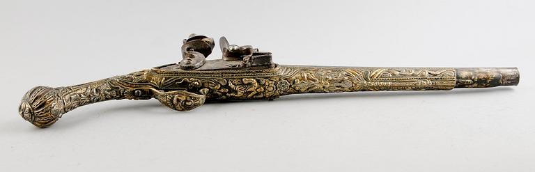 PISTOL, 1700-tal.