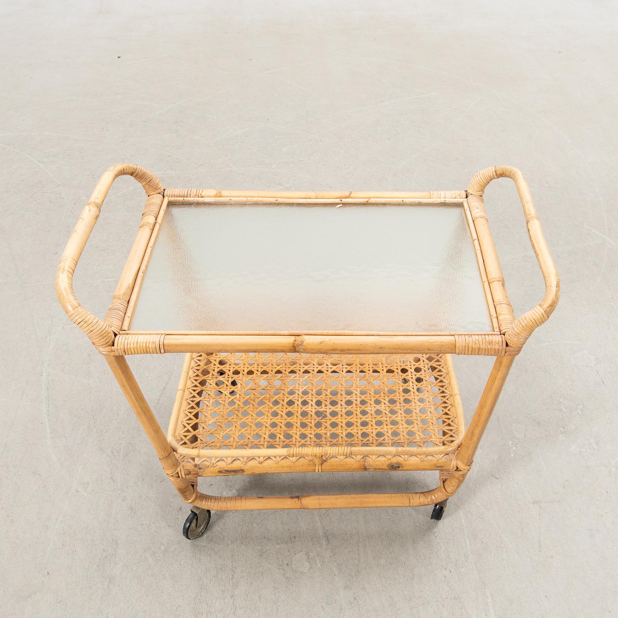 Serveringsvagn, 1900-talets mitt/andra hälft.