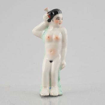 Two Chinese erotic porcelain figures, first part of the 20th century.