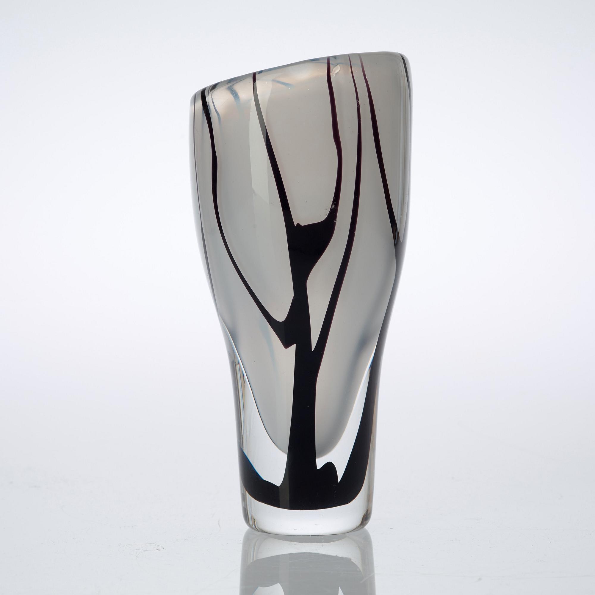 A Vicke Lindstrand glass vase, Kosta 1950's.