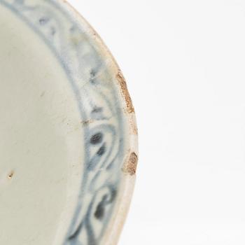 Malja, posliini. Ming-dynastia (1368-1644), Swatow, 1500-luku.