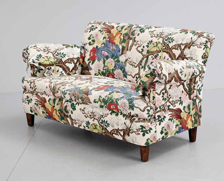 SOFFA, Josef Frank, Firma Svenskt Tenn, modell 678.